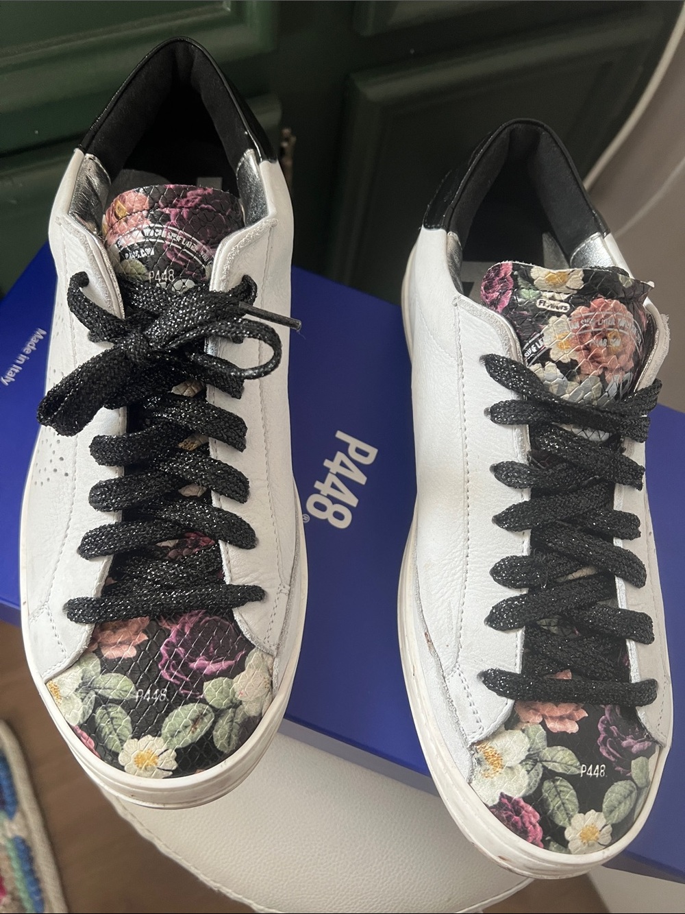 P448 Women's White John Leather low-top Floral sneaker size 8.5/39